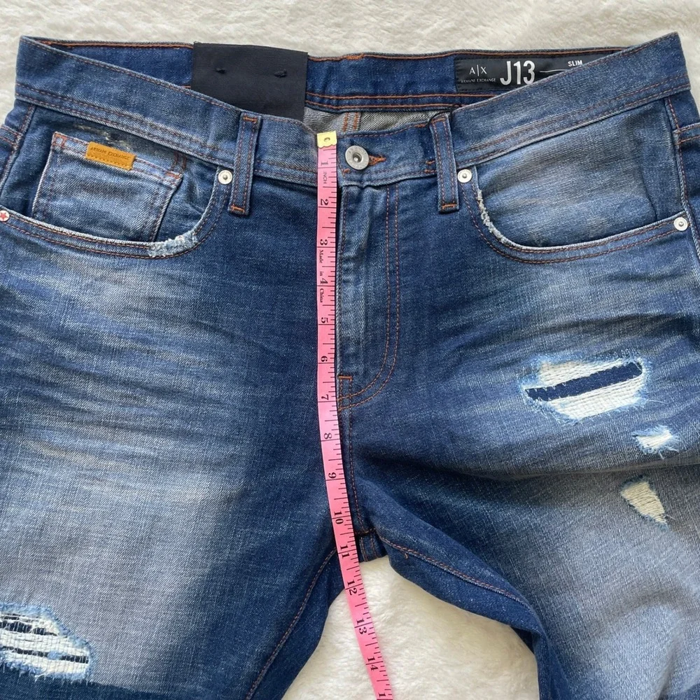 NWT Armani Exchange Mens J13 Slim Distressed Jeans‎ Medium Wash Blue Size 34L